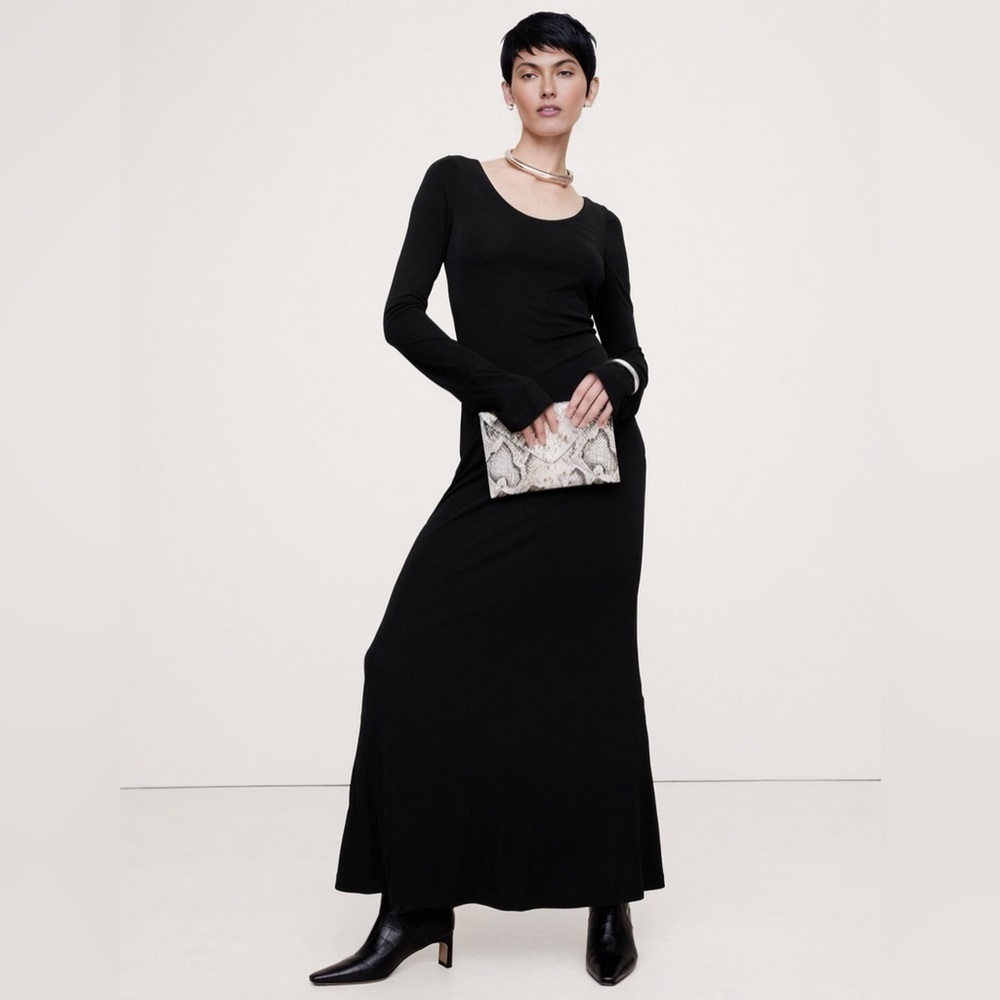 NWT! BANANA REPUBLIC WOMENS BLACK CREPE KNIT SCOOP-NECK MAXI DRESS 🪹